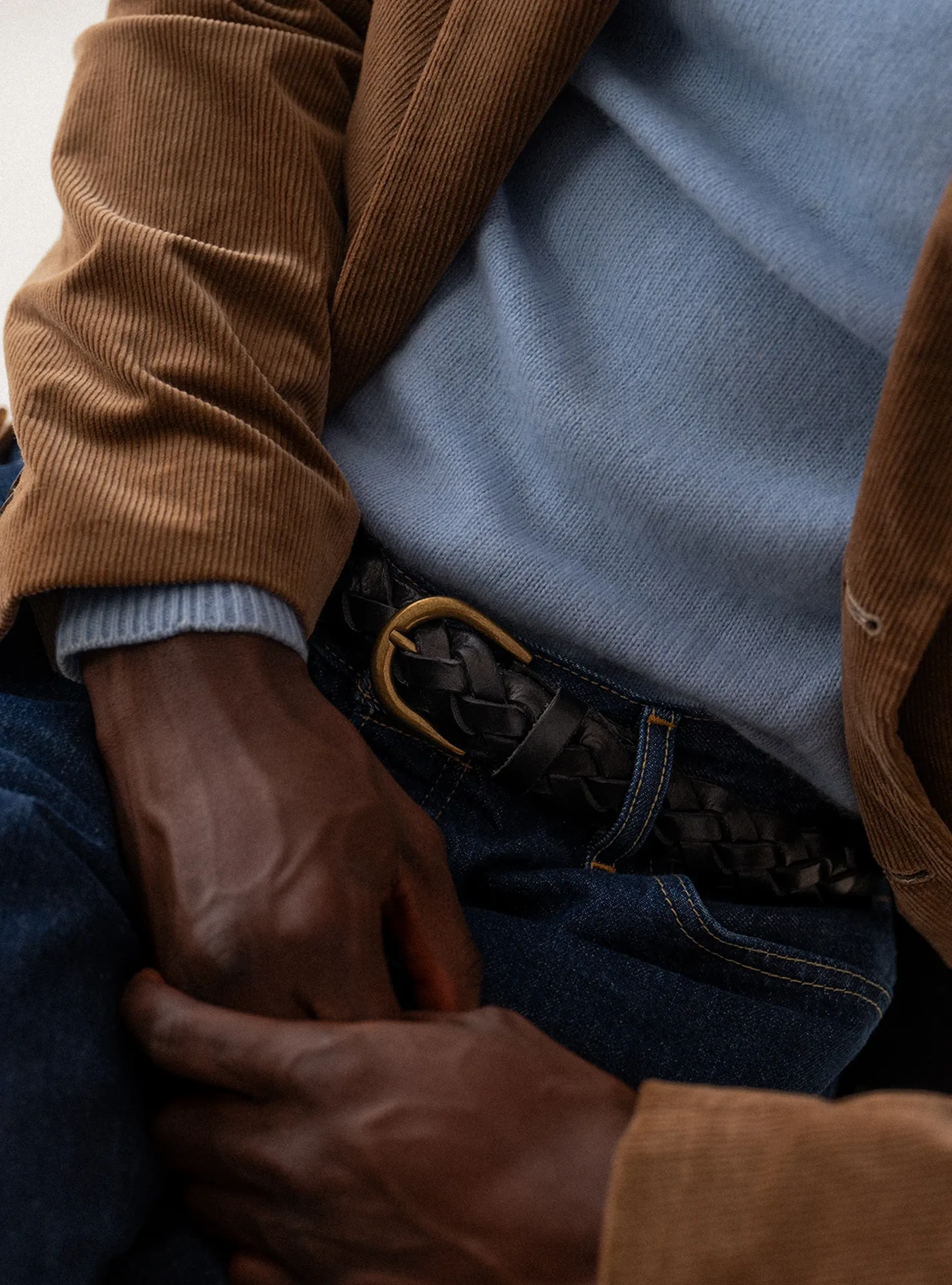 the boliday attire the belt in black wide braided