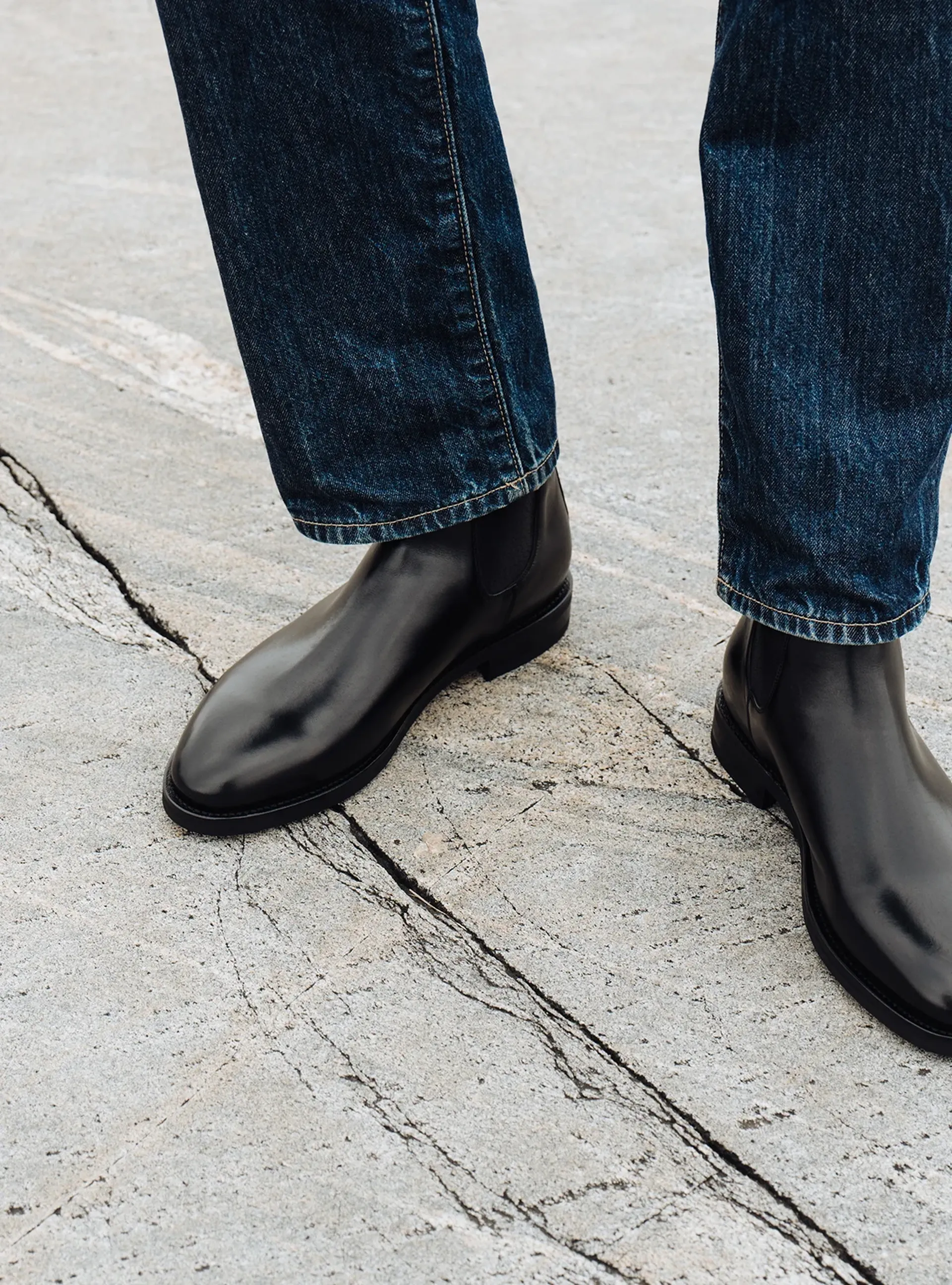 shop the chelsea boot in black calf