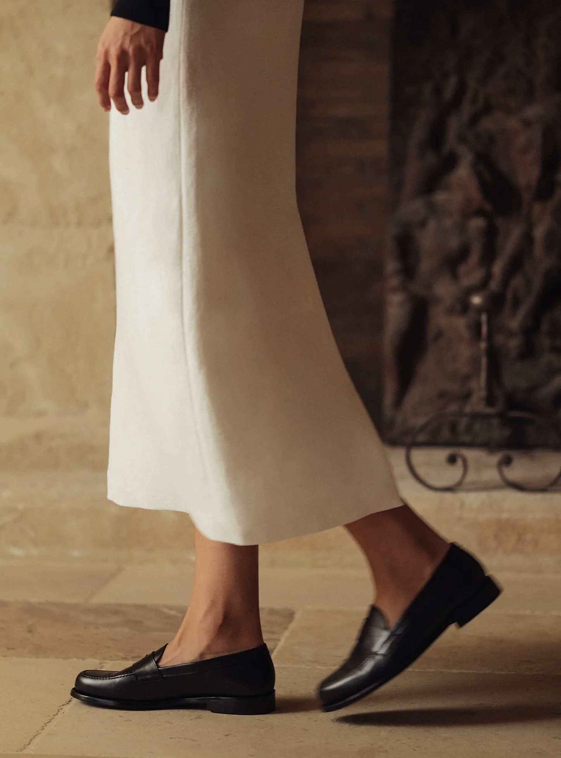 Women's fall 2025 The Penny Loafer in black calf-2