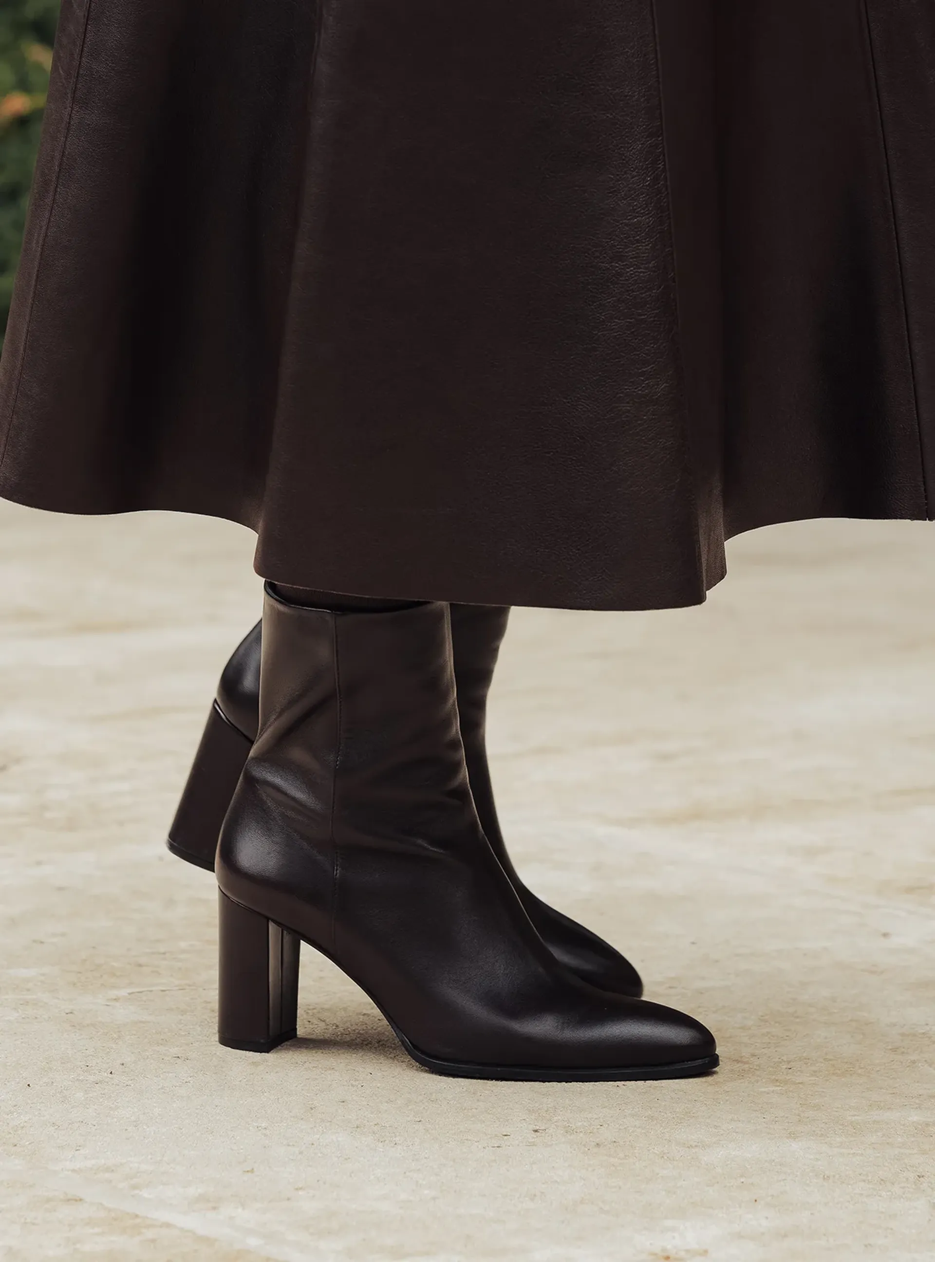 Women's fall the ankle boot in brown nappa-2
