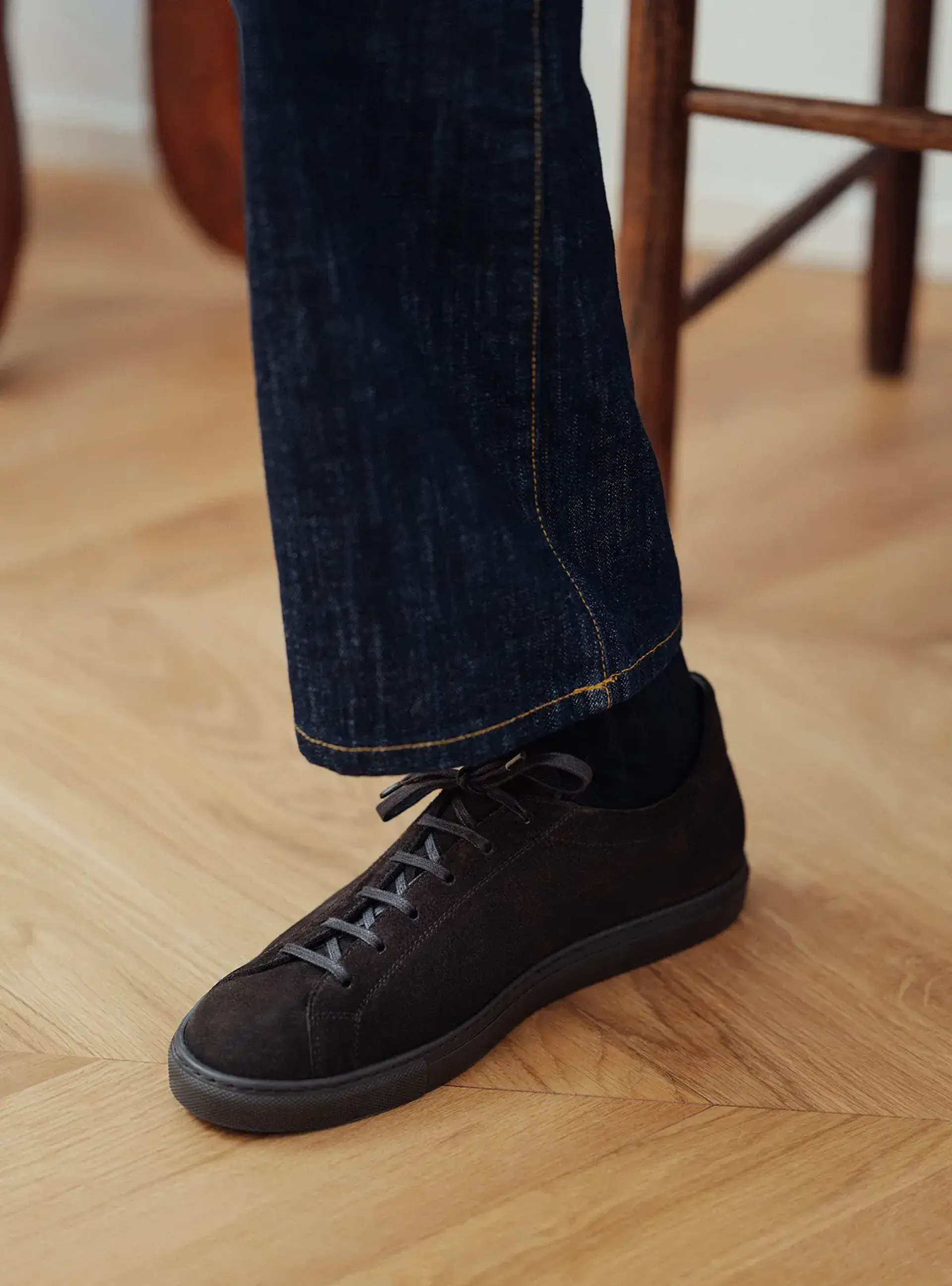 the sneaker 02 dark brown suede