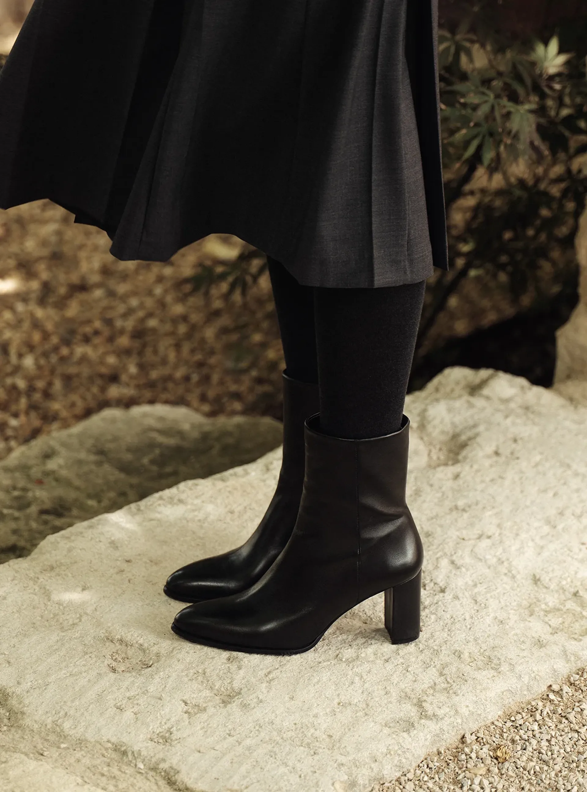 Women's fall the ankle boot in black nappa-1