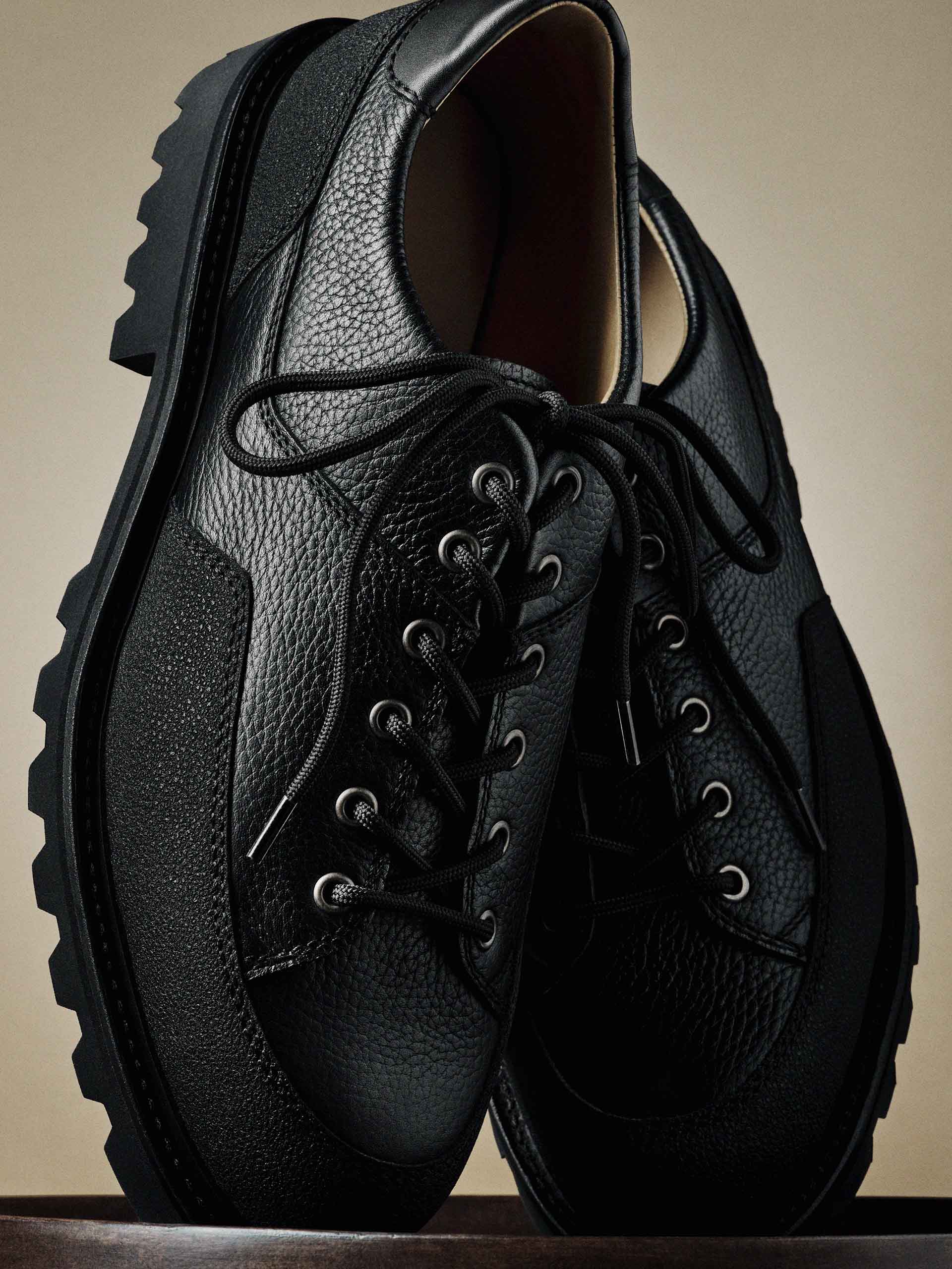 The Hybrid Hiker - Black Grain | Sturdy Rubber Sole | MORJAS