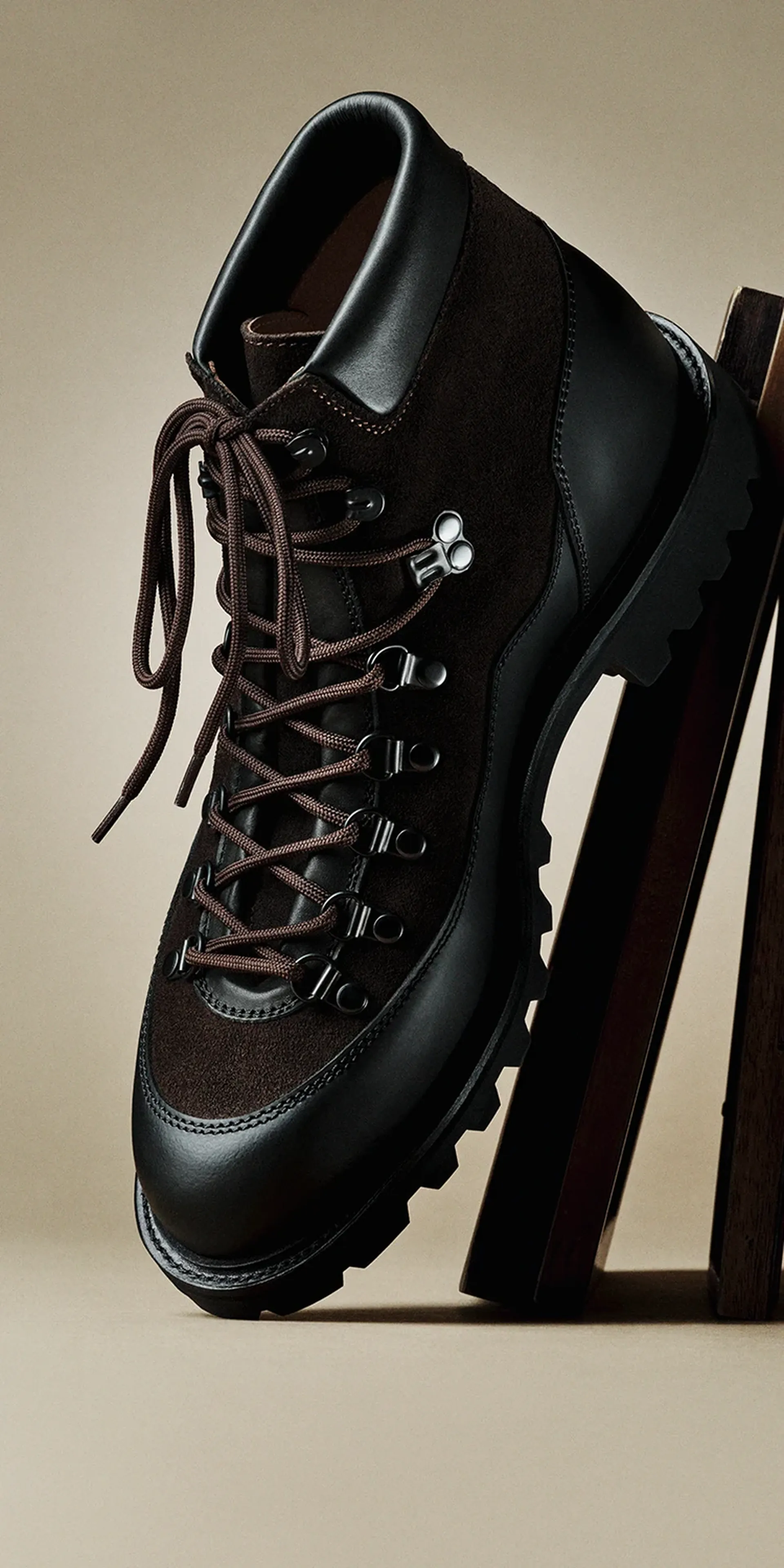 hero men's and women's boots mobile-1