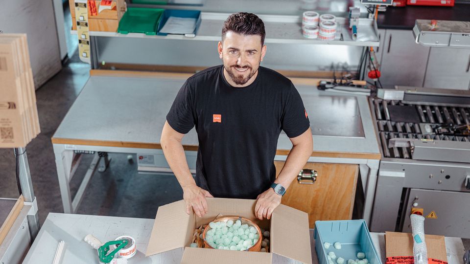service-ersatzteile-versand-lieferung-rlnch