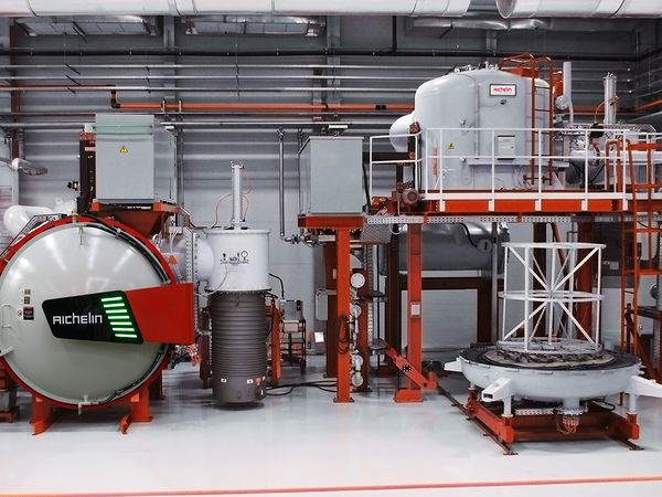 Aichelin Vakuumanlage