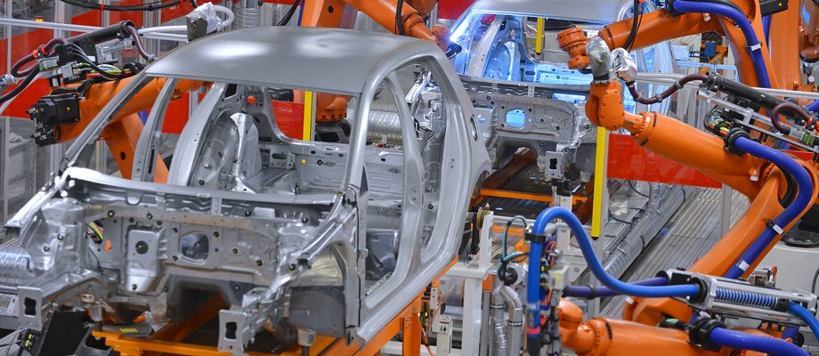 Conveyor assembly in modern automotive production