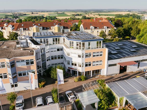 Service Gebäude in Ludwigsburg aus der Vogelperspektive