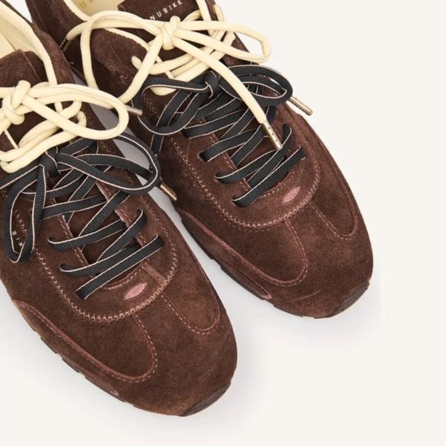 Schoenentrends: dé schoenen die je dit seizoen overal gaat zien Schoenentrends: dé schoenen die je dit seizoen overal gaat zien