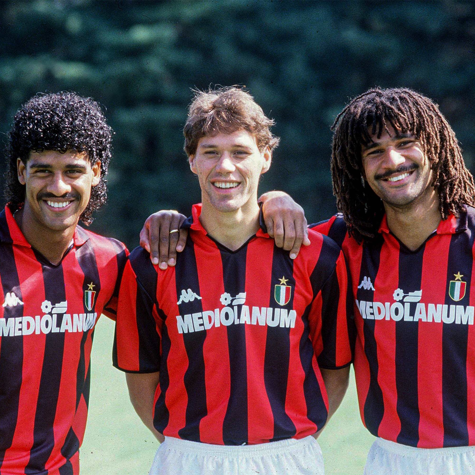 稀少！■ACミラン■Marco Van Basten サッカー半袖シャツ: M Legends: MARCO VAN BASTEN - T-Shirt – MilanClubWorld