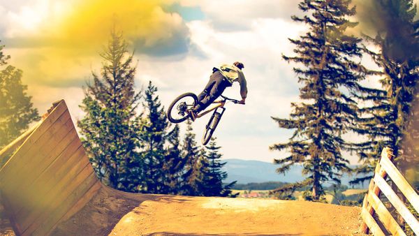 jumpline jumping Biken