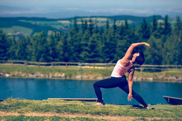 Speicherteich Aussicht Yoga