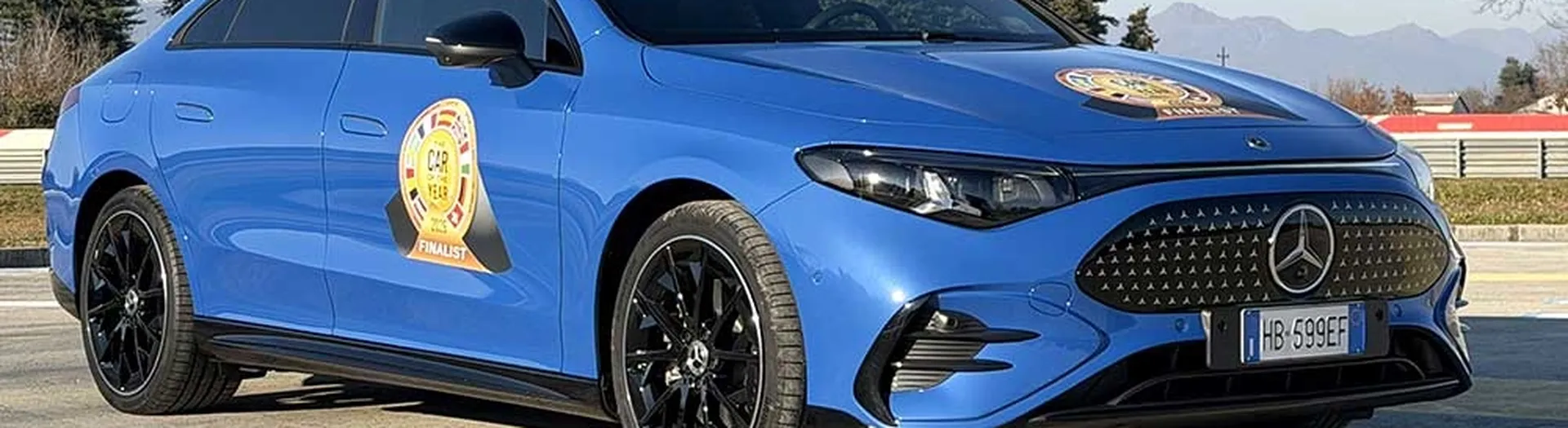 2025_CarOfTheYear_MercedesBenzCLA_SideView_4K