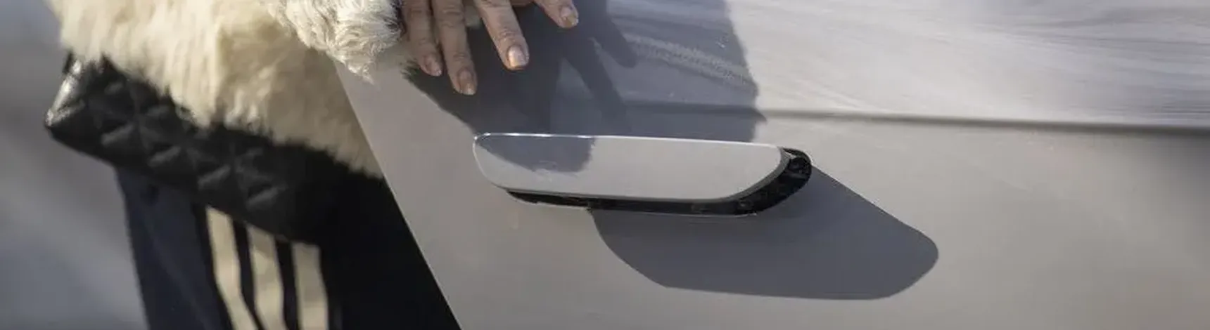 Elektrische-Wagen-Mechanische-Deurhendel-2027-Verbod-China