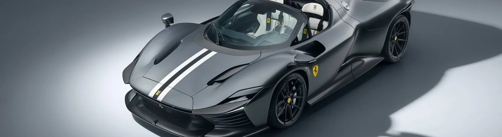 2026-Ferrari-DaytonaSP3-NotivecRosso-WorldPremiere-Wallpaper-HD