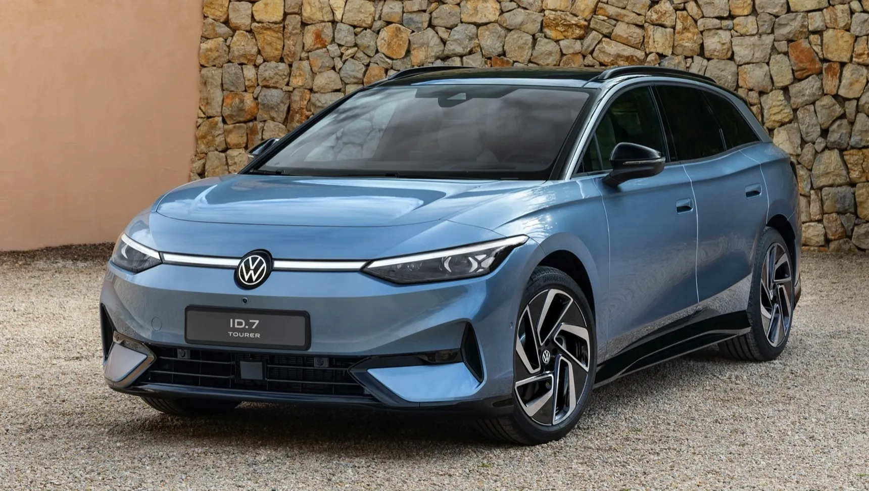 Best EVs below 70.000 € 2026 Volkswagen ID.7 Tourer