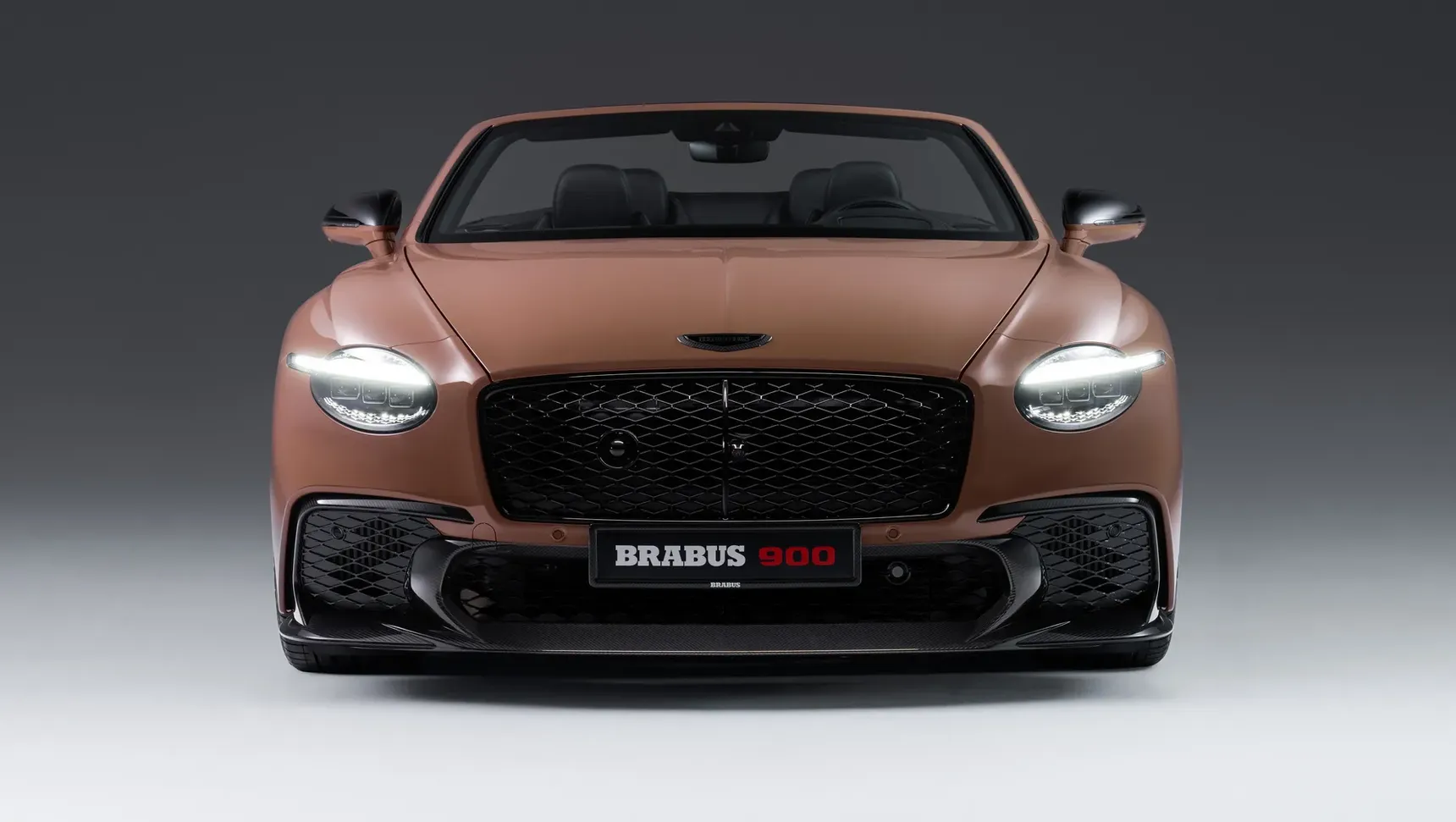 2026 Brabus 900 front