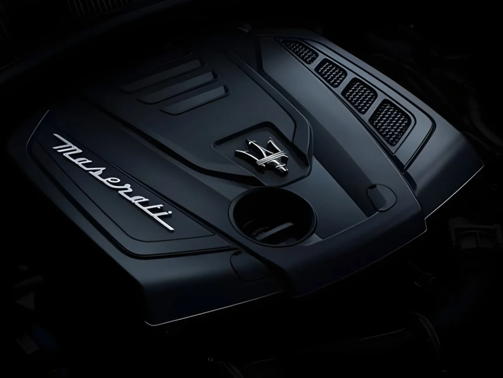 Maserati_Grecale_Four_Cylinder_Engine