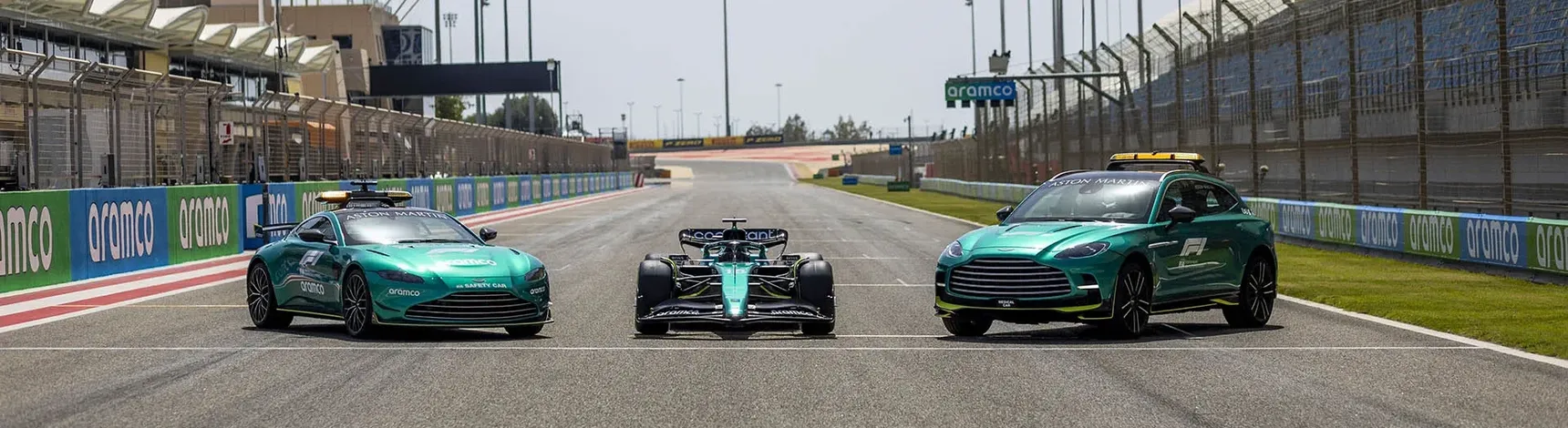 Aston-Martin-Safety-Car-Aston-Martin-Medical-Car-Aston-Martin-F1-Wallpaper