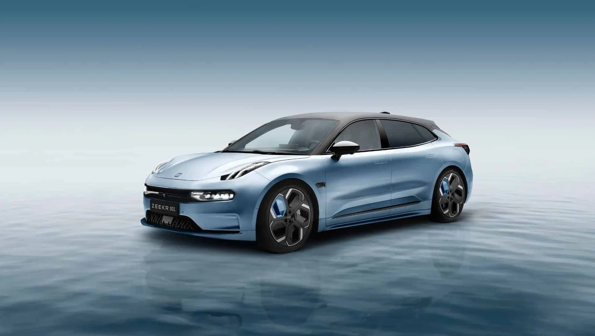 Best EVs below 70.000 € 2026 Zeekr 001 blue