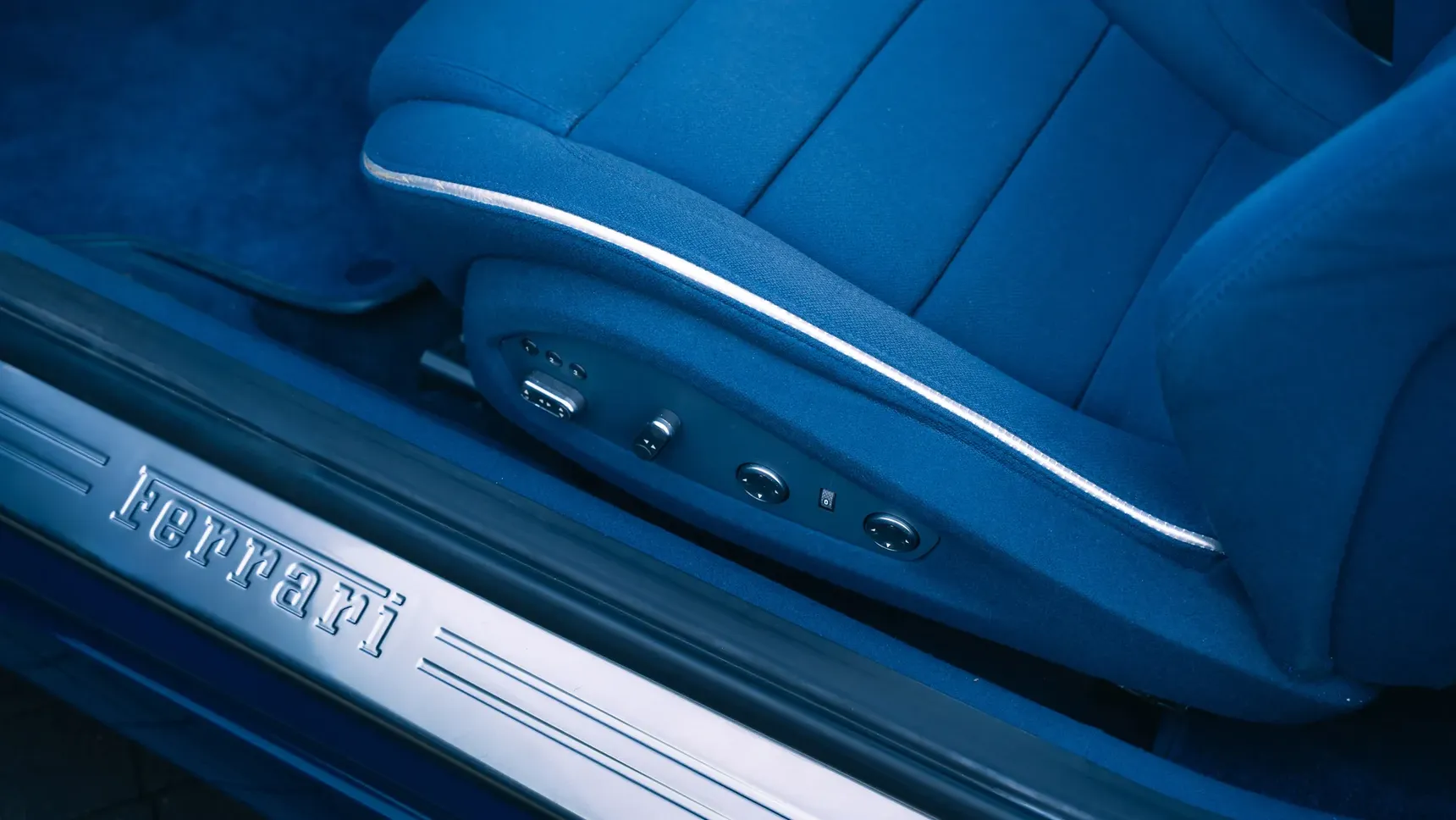 2013-Ferrari-FF-John-Elkann-Nuovo-Blu-RMSothebys-Paris-HD