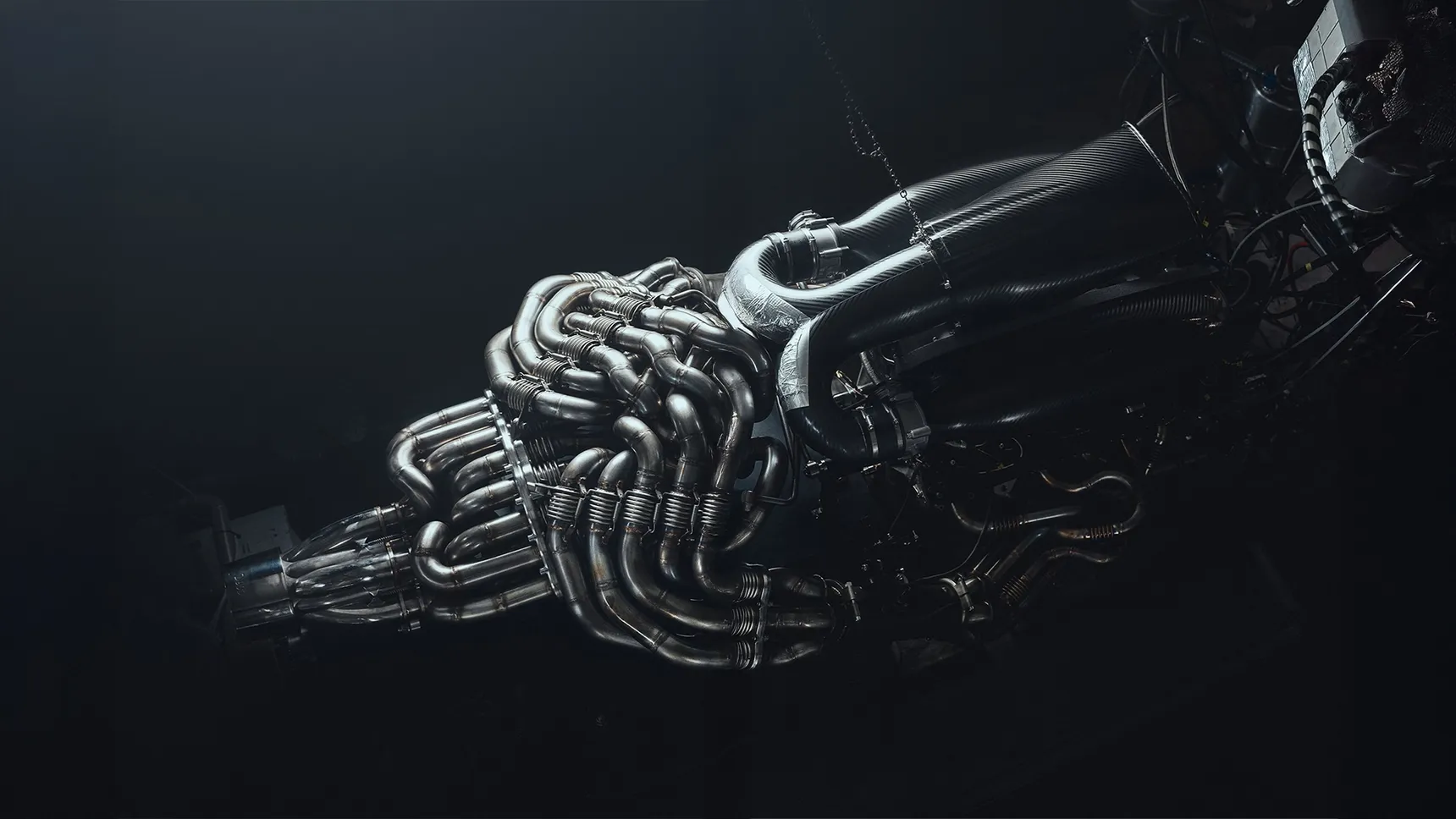 2026-DeTomasoP900-Track-Only-Hypercar-Titamium-Exhaust-HD