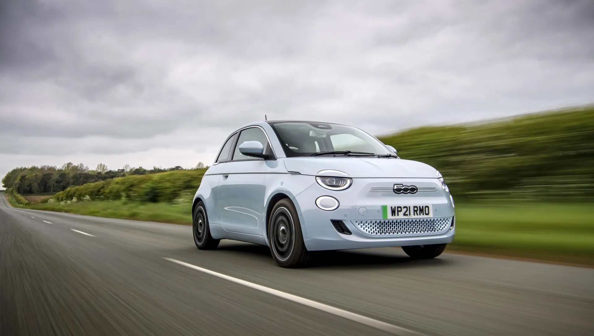 Best electric car below 30.000 € 2026 Fiat 500e