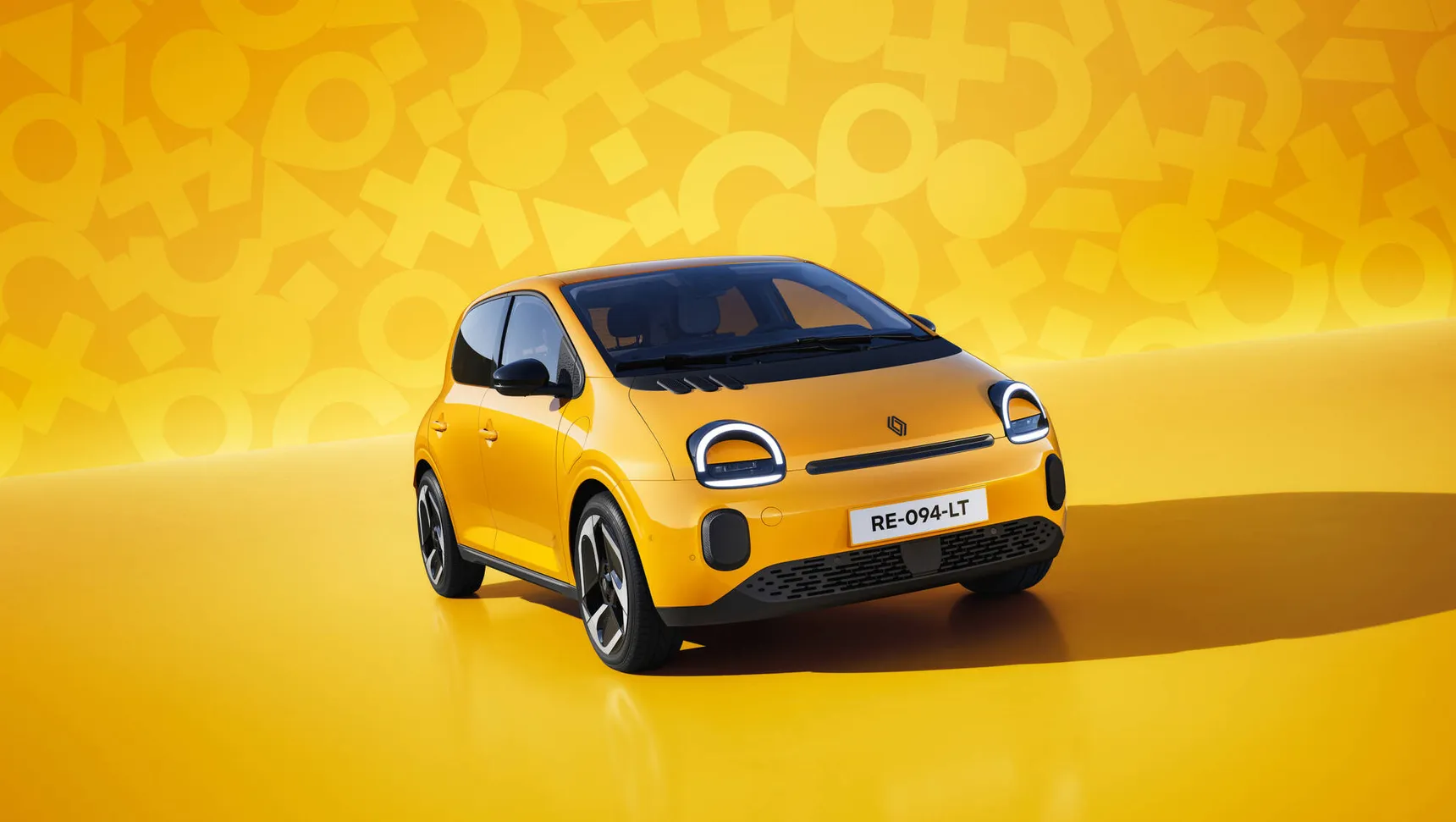 2026 Renault Twingo E-Tech mango yellow