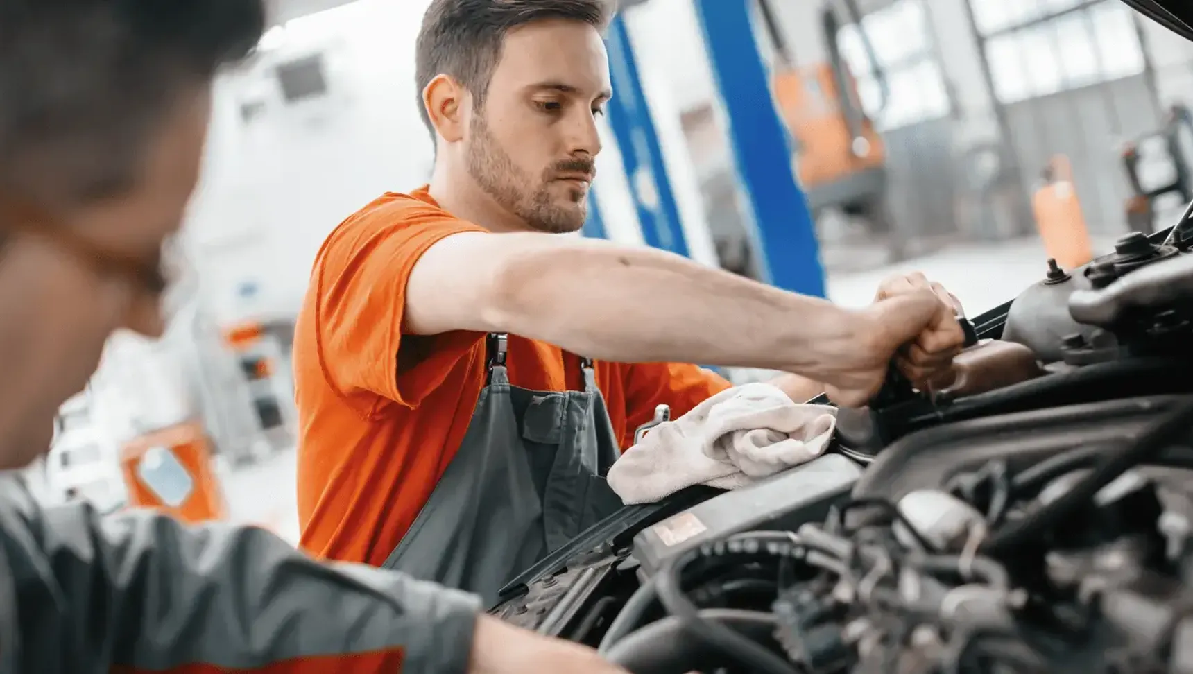 Jobs_In_Automotive_Cover_HD