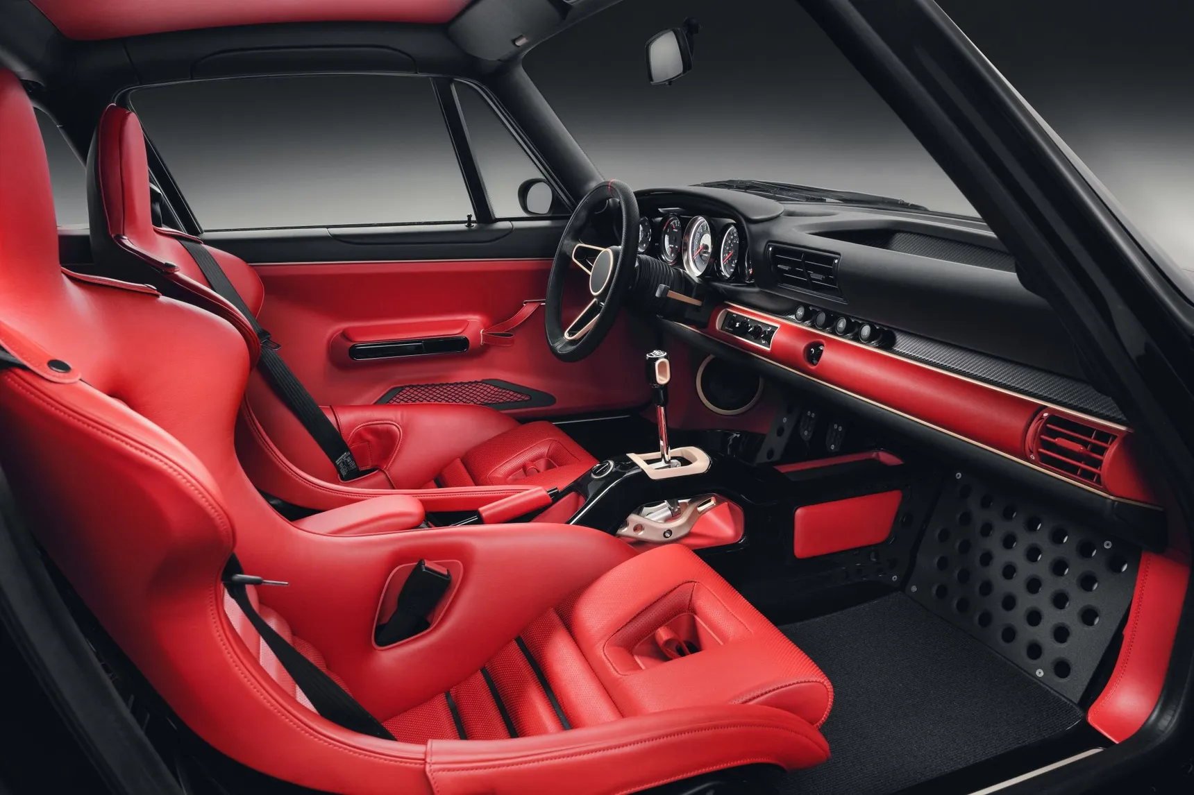 2026-Singer-Vehicle-Design-DLS-Turbo-Apollyon-Interior-Wallpaper-HD