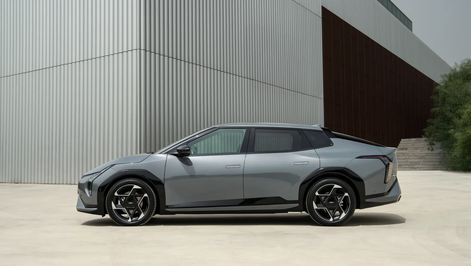 Best electric cars below 50.000 € 2026 Kia EV4 Fastback
