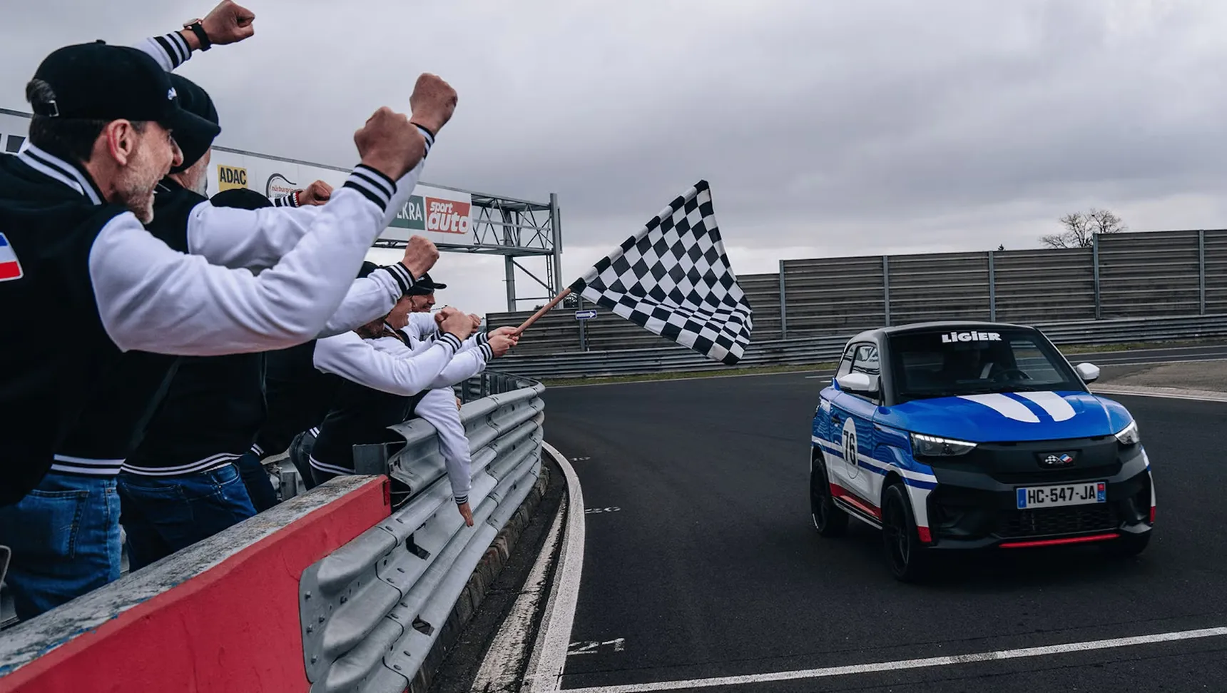 2025_Ligiers_JS50_Track_Nordschleife_Slowest_Lap_Record_Checkered_Flag