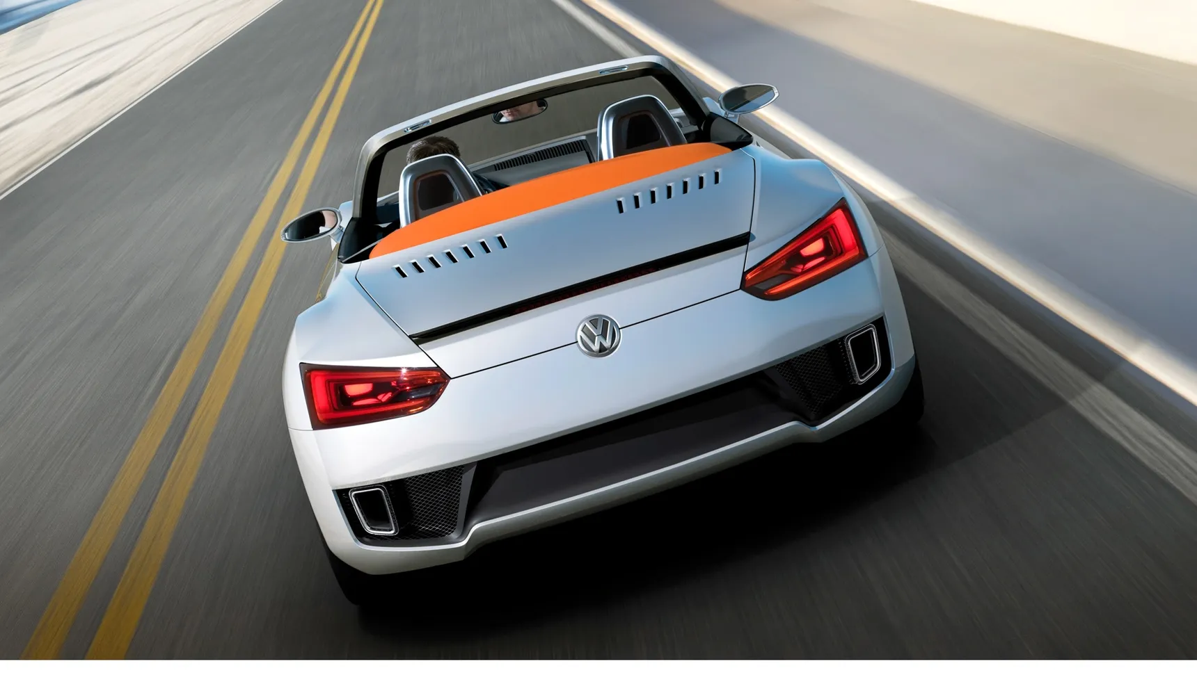 Volkswagen_The_Concept_BlueSport_MidEngined_Roadster_Rear_End