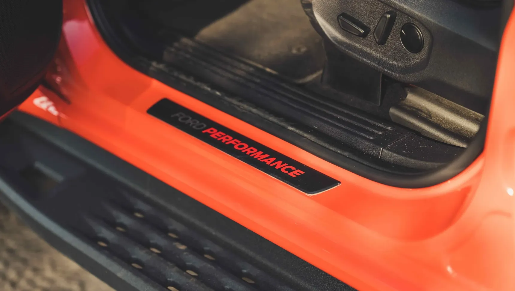 2024 Ford Ranger Raptor doorsil