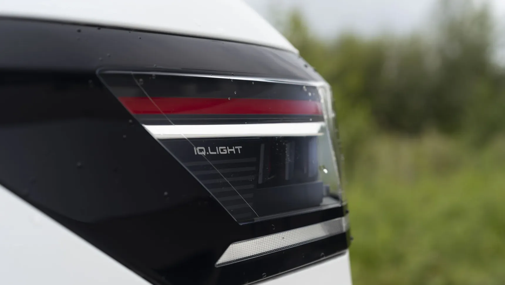 2025 Volkswagen Passat taillight