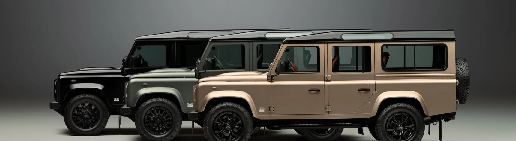 Classic_Defender_V8_Defender_OCTA_NarvikBlack_FaroeGreen_PetraCopper