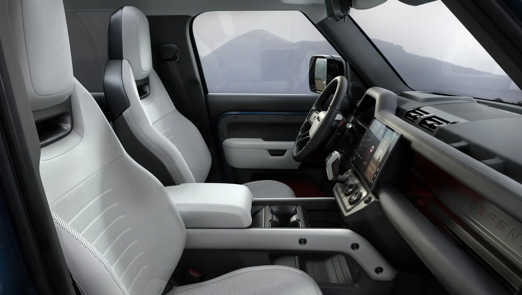 Classic_Defender_V8_Defender_OCTA_NarvikBlack_FaroeGreen_PetraCopper