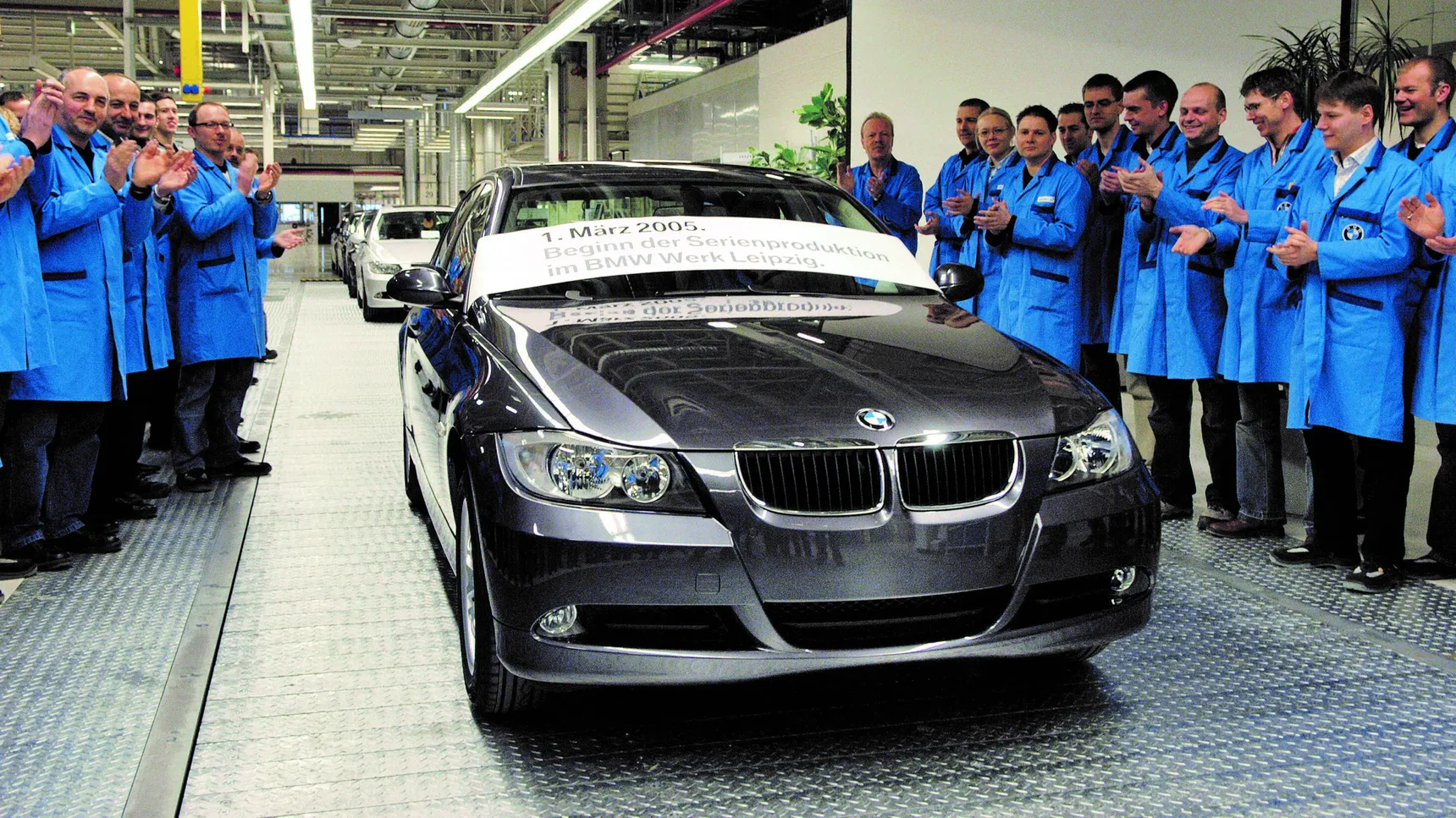 BMW_3Series_Production_50YearsProduction