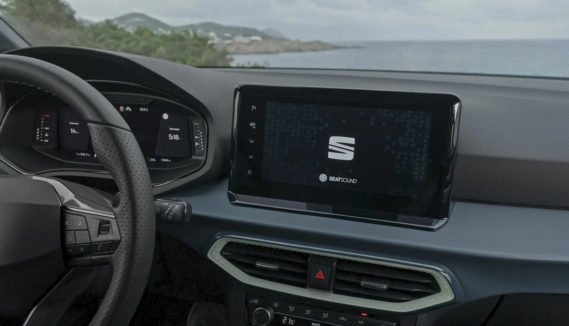 The-new-SEAT-Arona-steps-up-as-a-more-robust-urban-SUV-with-a-dynamic-character_HQ_Exterior