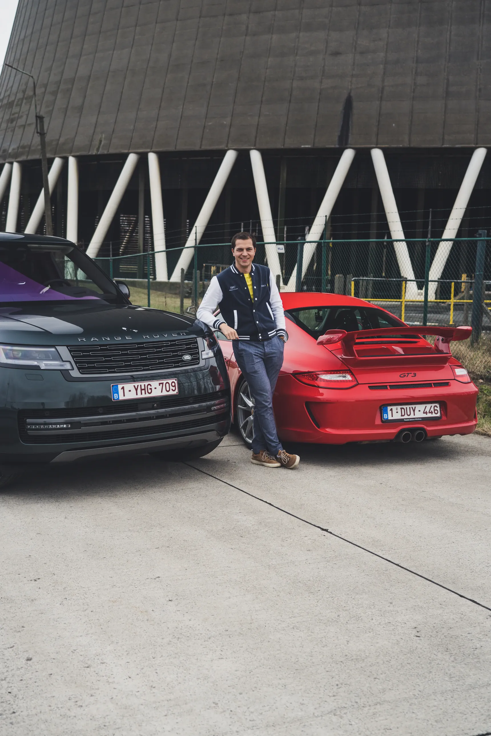 Range Rover & Porsche 911 997.2 GT3 with Beau Ackx
