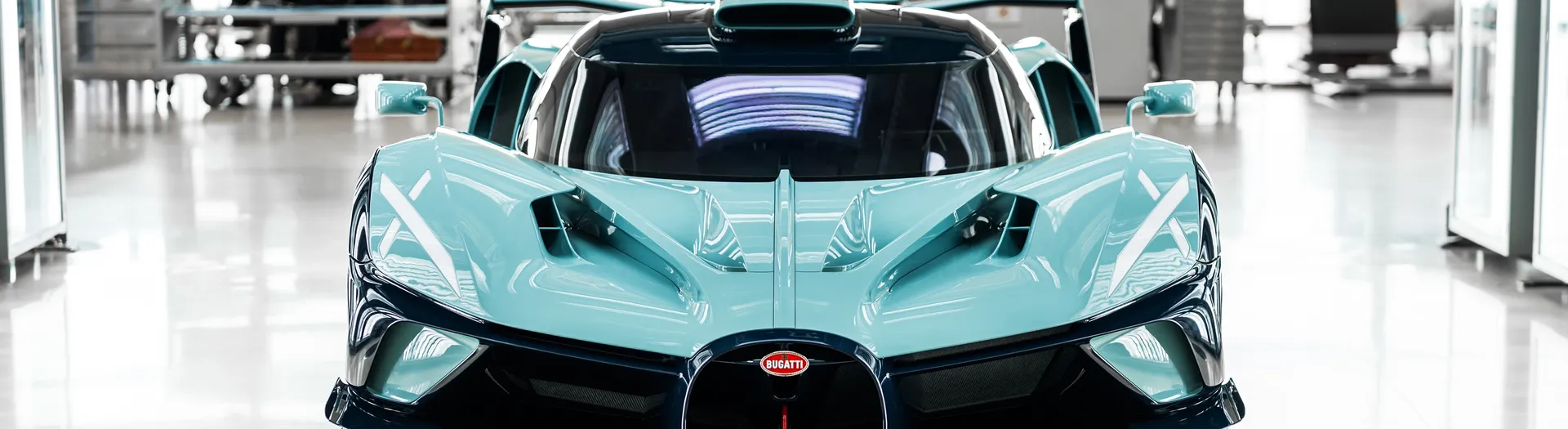 2025_BUGATTI-Last_Bolide_HyperTrackCar
