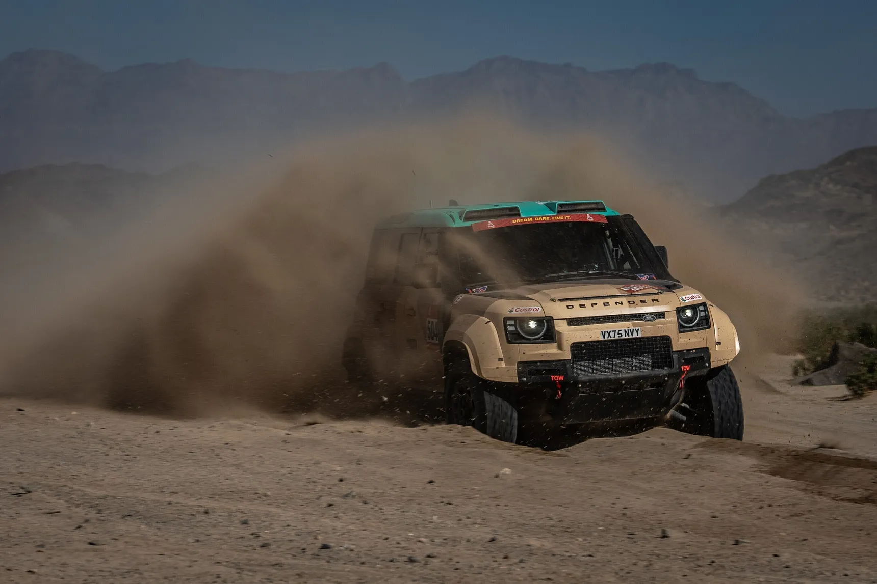 DEFENDER_RALLY_DEFENDER_DAKAR_D7X-R_504_DAKAR_RALLY_HD