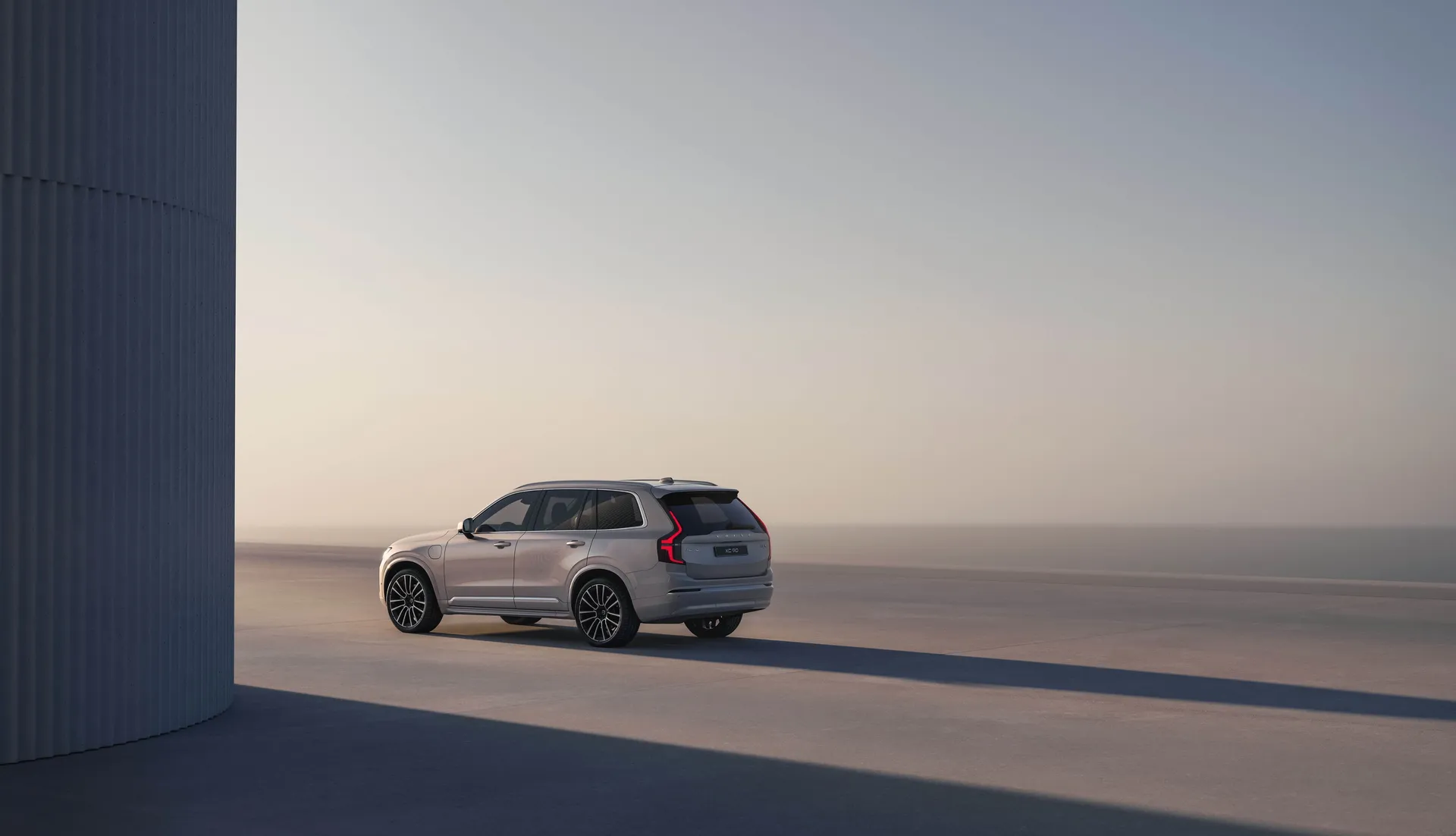 2025_New_Volvo_XC90_Exterior