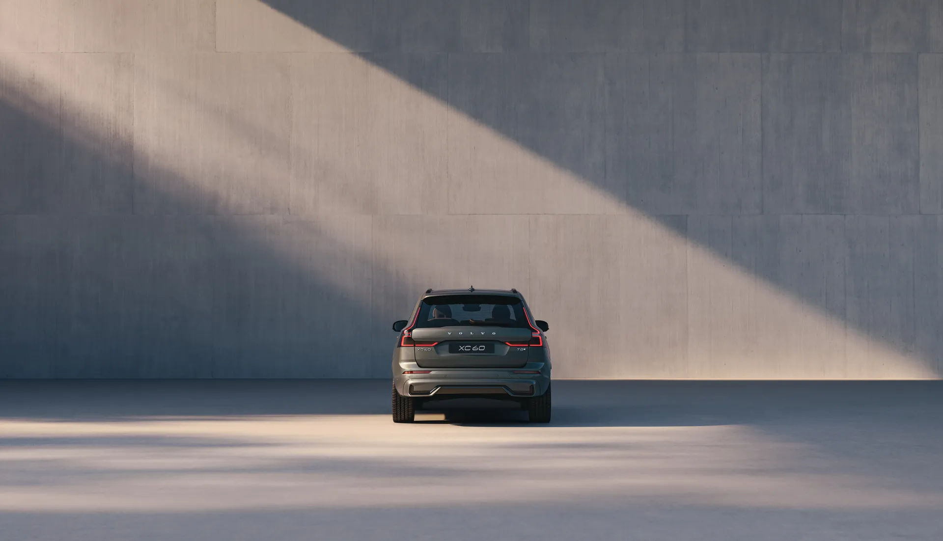 2025_Refreshed_Volvo_XC60_Exterior_HD