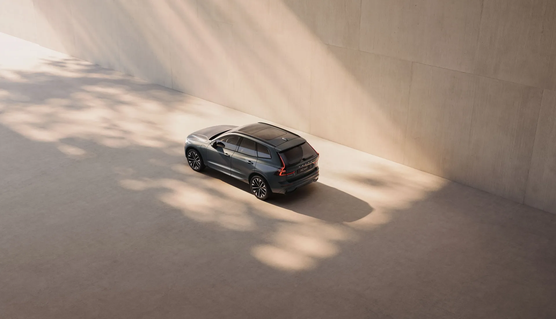 2025_Refreshed_Volvo_XC60_Exterior_HD