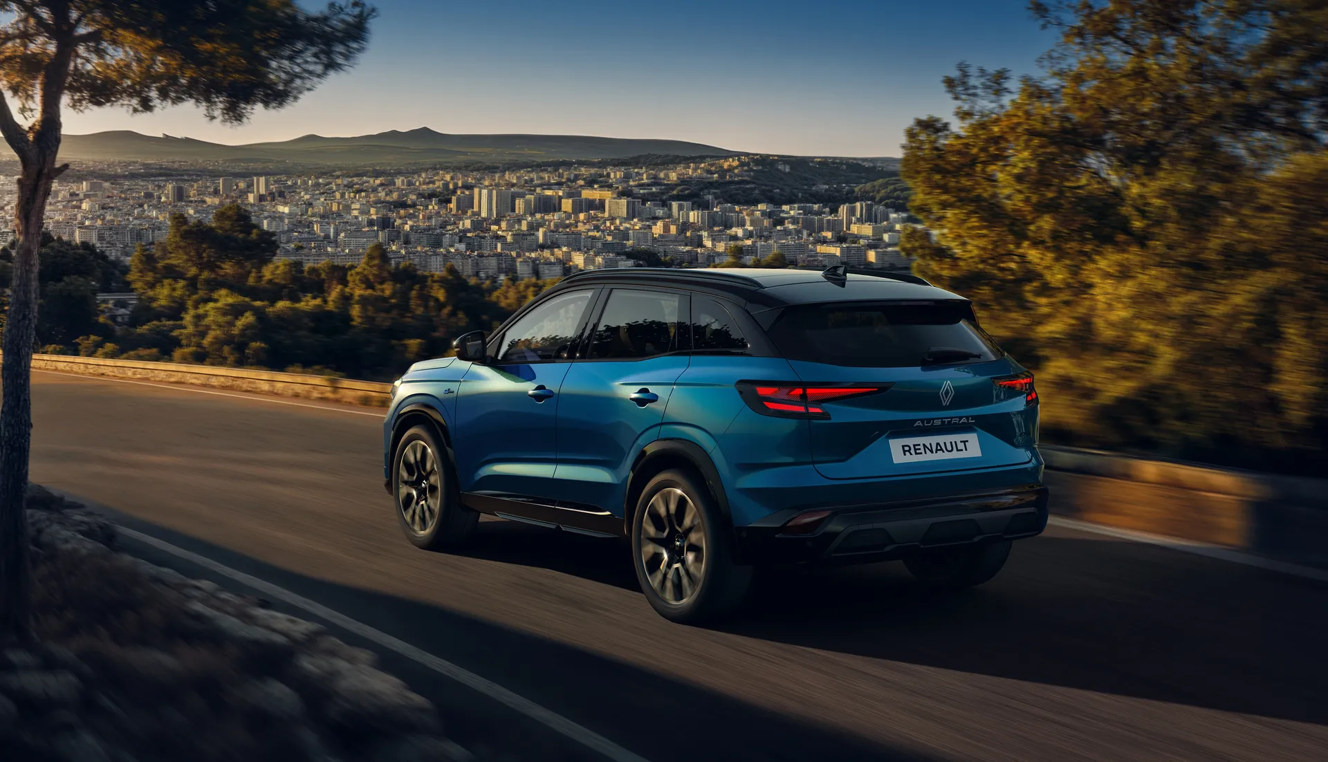 2025_New_Renault Austral_Exterior_Rear_HD