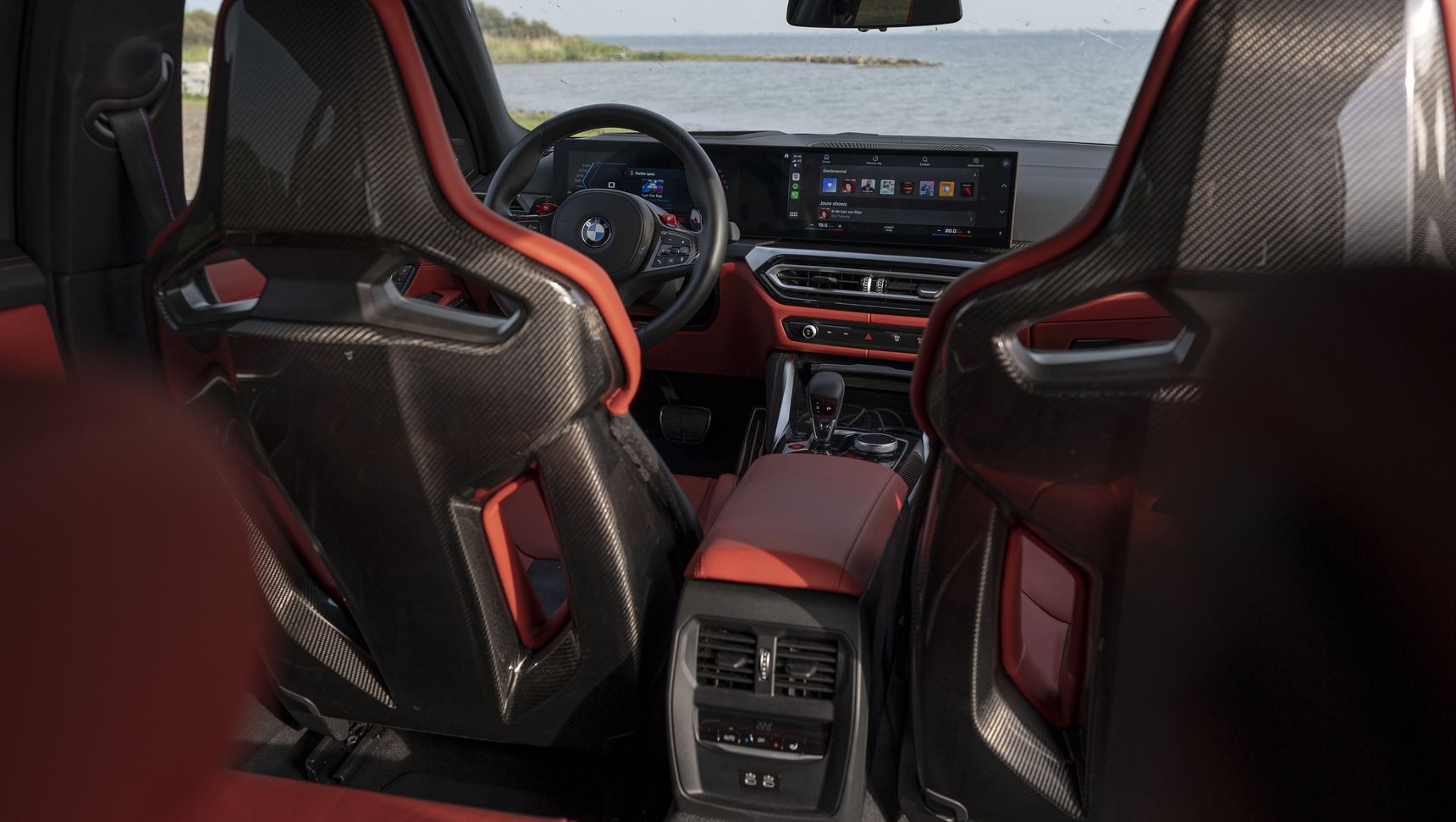 2023 BMW M3 Touring red carbon seats