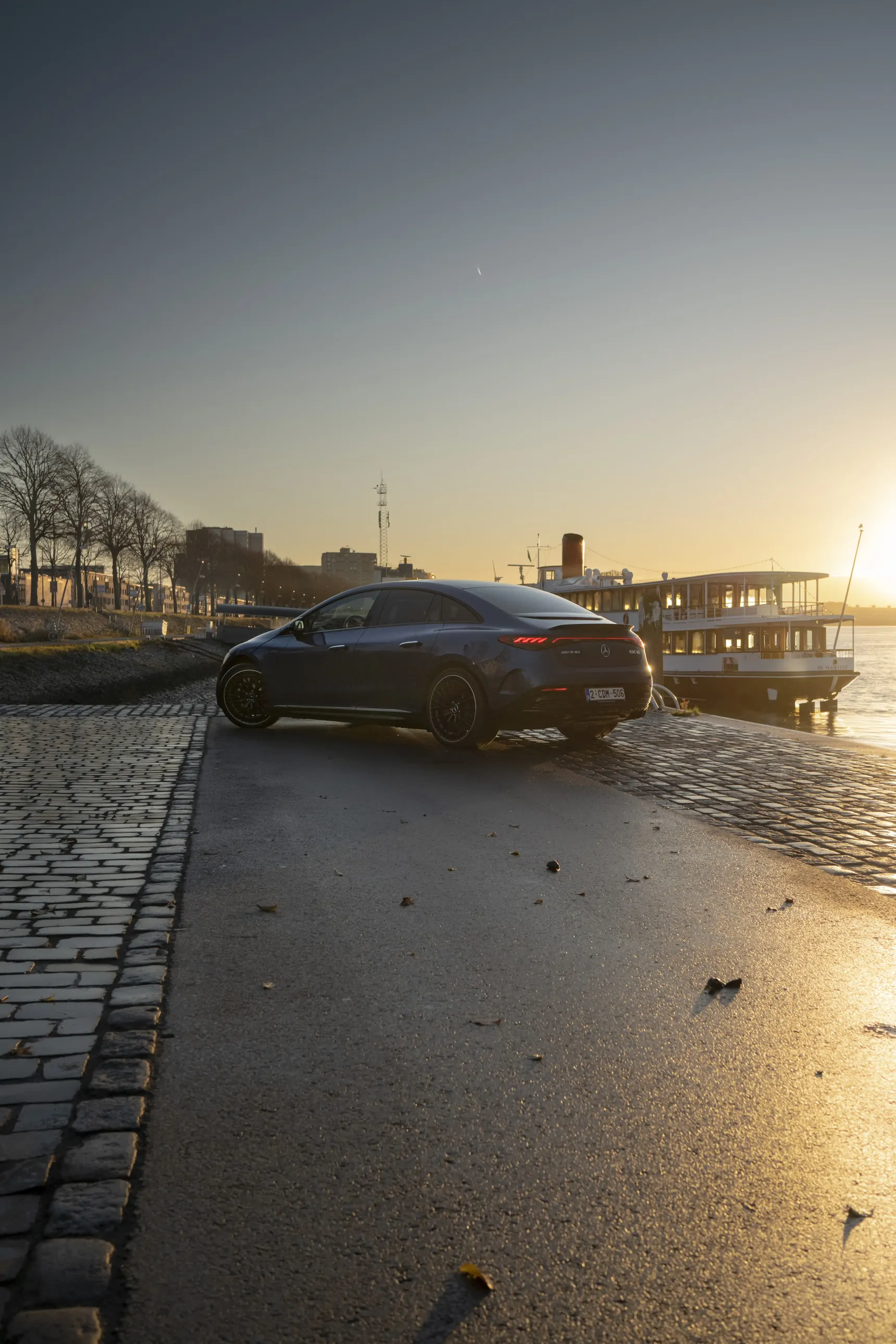 2024 Mercedes-AMG EQE 43 iphone background sunset