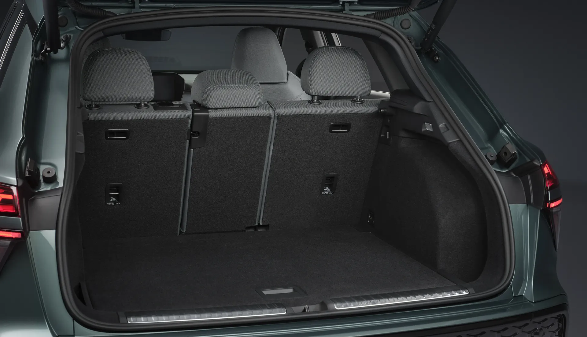 2025_Audi_Q3_SUV_Sage_Green