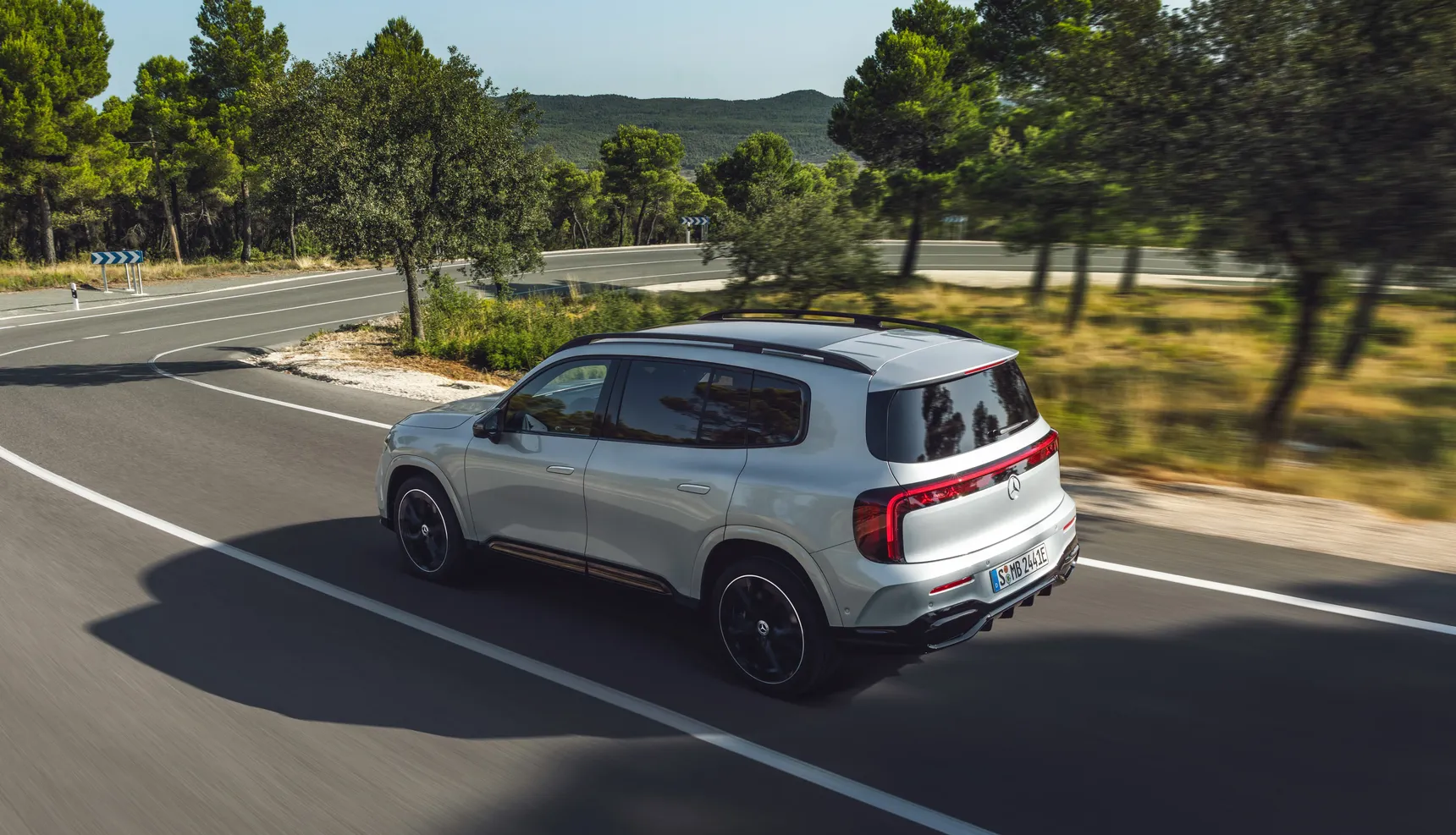 The_All_New_2026_Mercedes_Benz_Electric_GLB